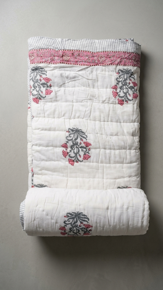 Stuti Blossom Dream Floral Quilt – Soft Cotton Lightweight Comforter for All Seasons